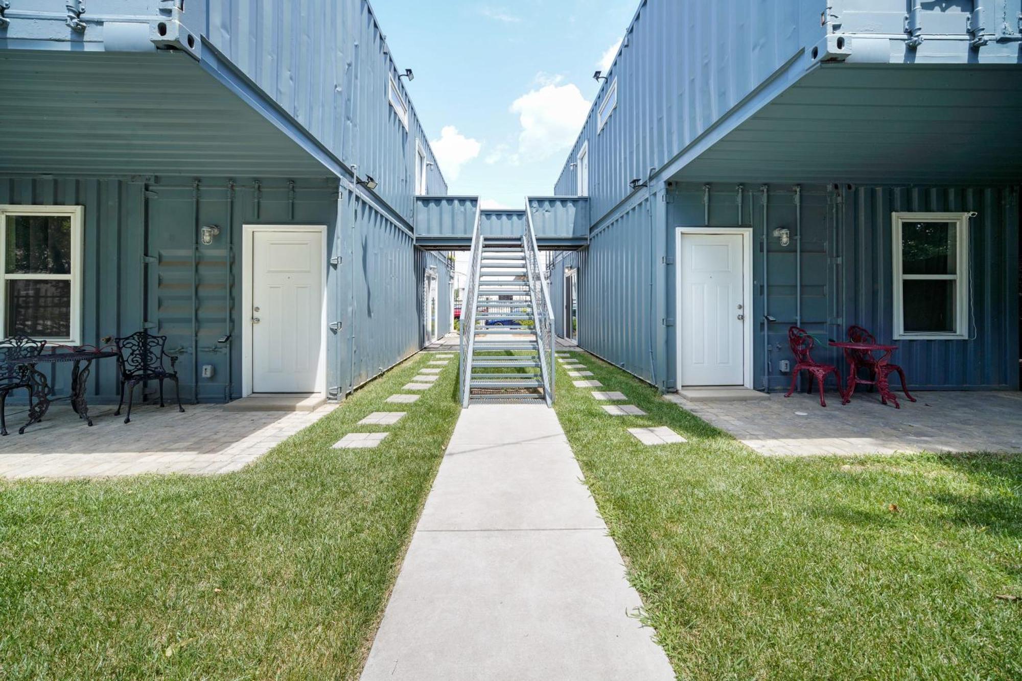 Apartment Experience The Unique Re-nu Shipping Container #1 *